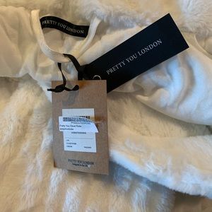 PRETTY YOU - LONDON “CLOUD” ROBE IN CREAM (White) NWT